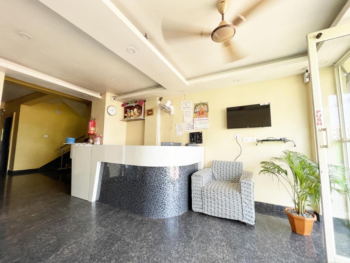 Hotel Golden Wave ปูรี ภายนอก รูปภาพ
